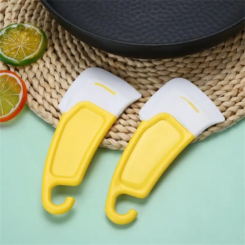 

Oil Dirt Cleaning Scraper Silicone Scraper Eco-friendly Kitchen Pan Dishes Dirt Cleaning Plastic Hand Scraper Simple Scraper