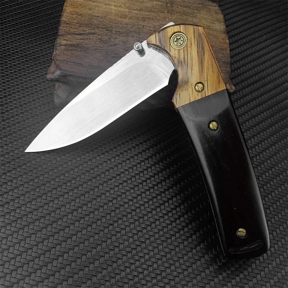 Нож складной карманный Buc/kmark Hunter 0039 с клинком Drop Point из стали 5Cr13Mov, деревянной рукоятью и тактической функцией для охоты и самообороны.