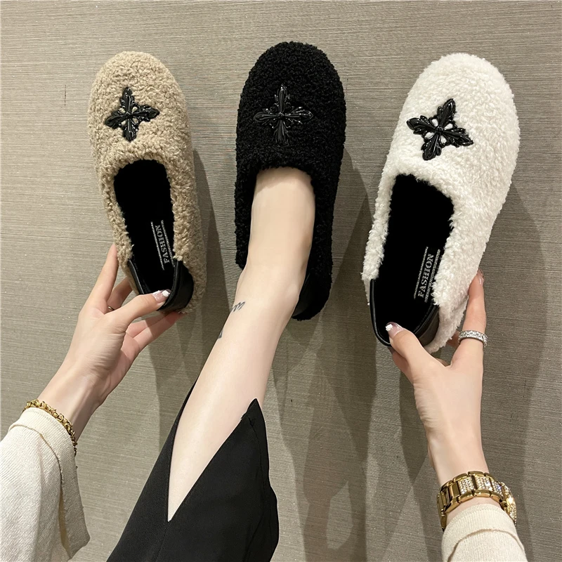 

Роскошные Мокасины из овечьей шерсти женские зимние хлопковые туфли женские теплые плюшевые Мокасины удобные туфли из овечьей шерсти на пл...