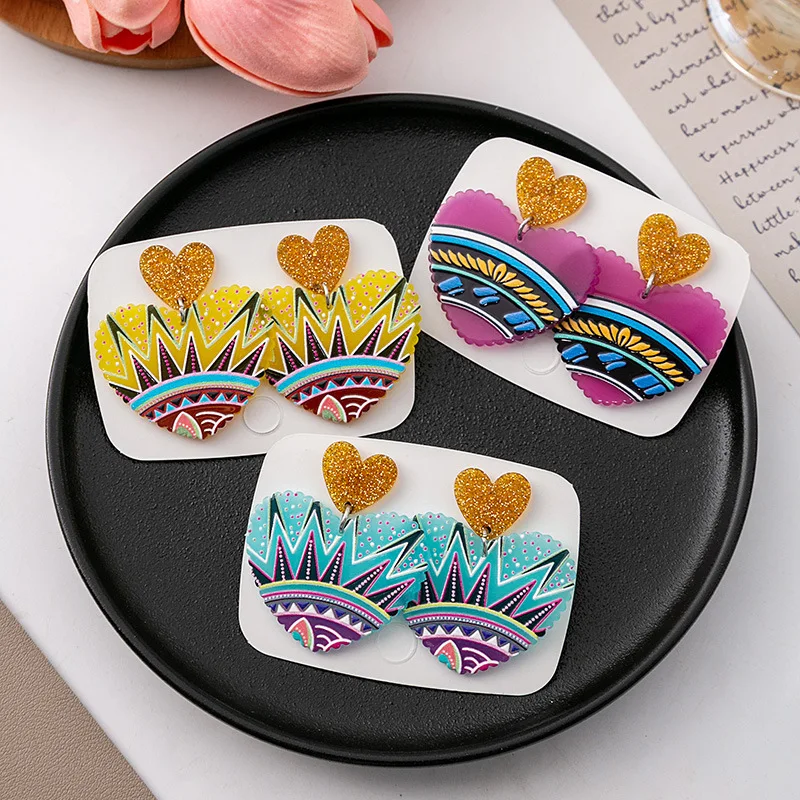 Акриловые серьги в этническом стиле