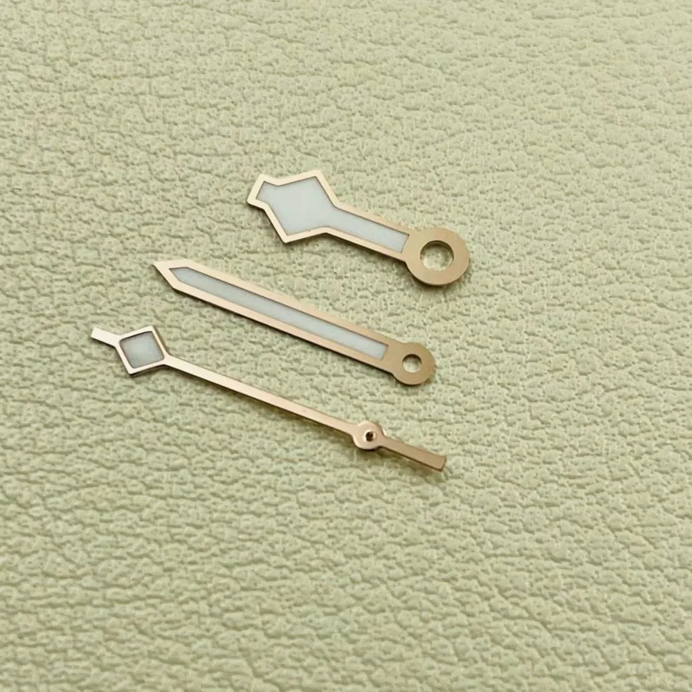 New NH35 snowflake watch needle diving watch NH36 mechanical movement modified blue and green luminous