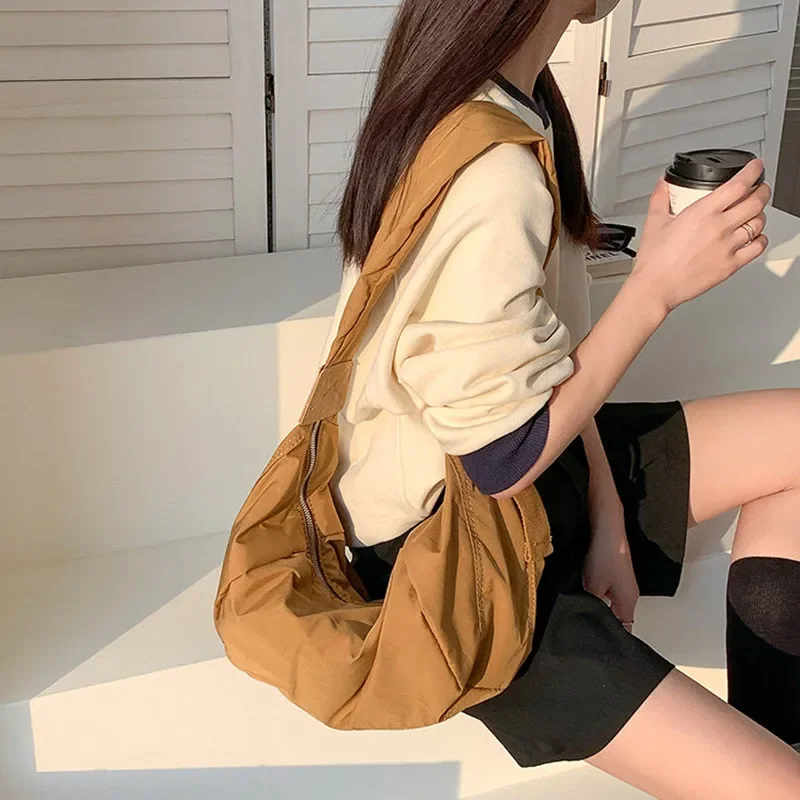 

Women's Bag Large Capacity Casual Nylon Crossbody Bag Dumpling Bag High Grade Solid Color Shoulder Bag