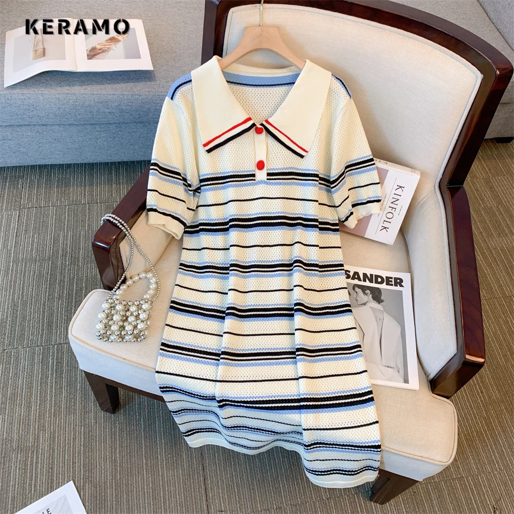 

Женское трикотажное платье-миди с коротким рукавом и принтом в полоску