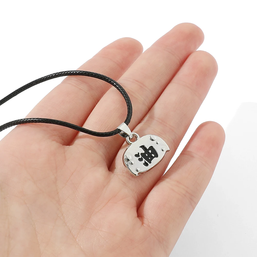 Аксессуары для мужчин в стиле аниме