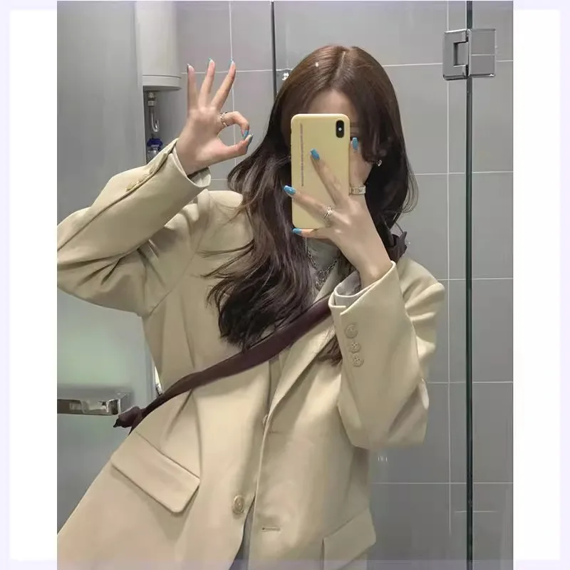 

Новый весенне-осенний женский короткий Блейзер UNXX, куртка маленького размера, повседневный и уникальный дизайн с высокой чувствительностью, топ для девочек