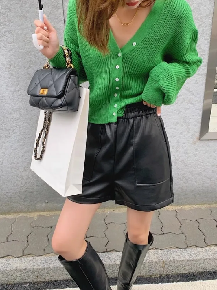 Минималистичные кожаные шорты женские осенне-зимние новые универсальные