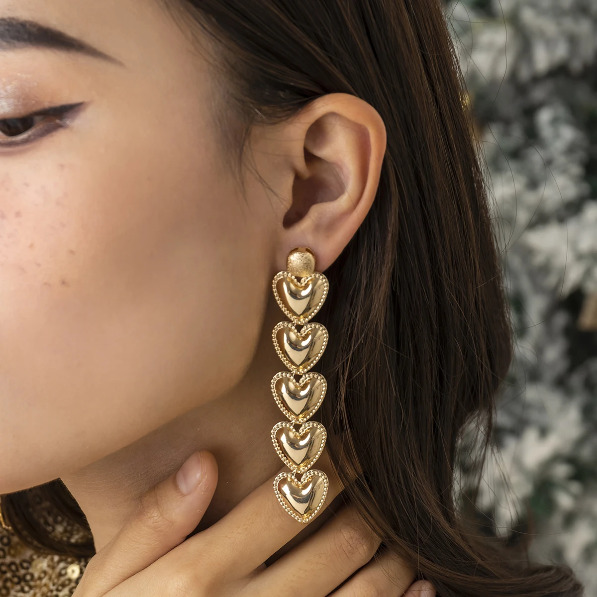 

Lacteo Trendy Flower Heart Drop Earrings for Women Metal Long Pendant Dangle Earrings Exaggerated Jewelry Party Gift New Girls