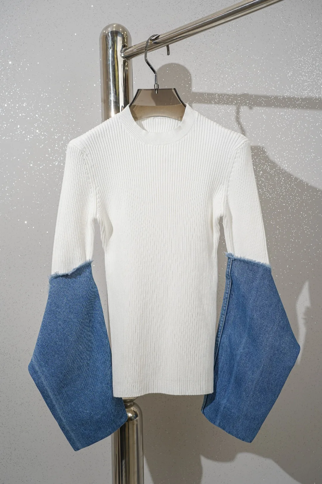 

Джинсовый комбинированный трикотажный Тонкий Топ, трехмерная подгонка, новинка осень 2023, Лидер продаж