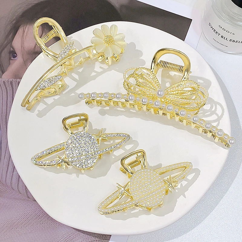 

Женские Элегантные золотые жемчужины стразы цветок маргаритки геометрические металлические заколки для волос роскошные аксессуары для во...