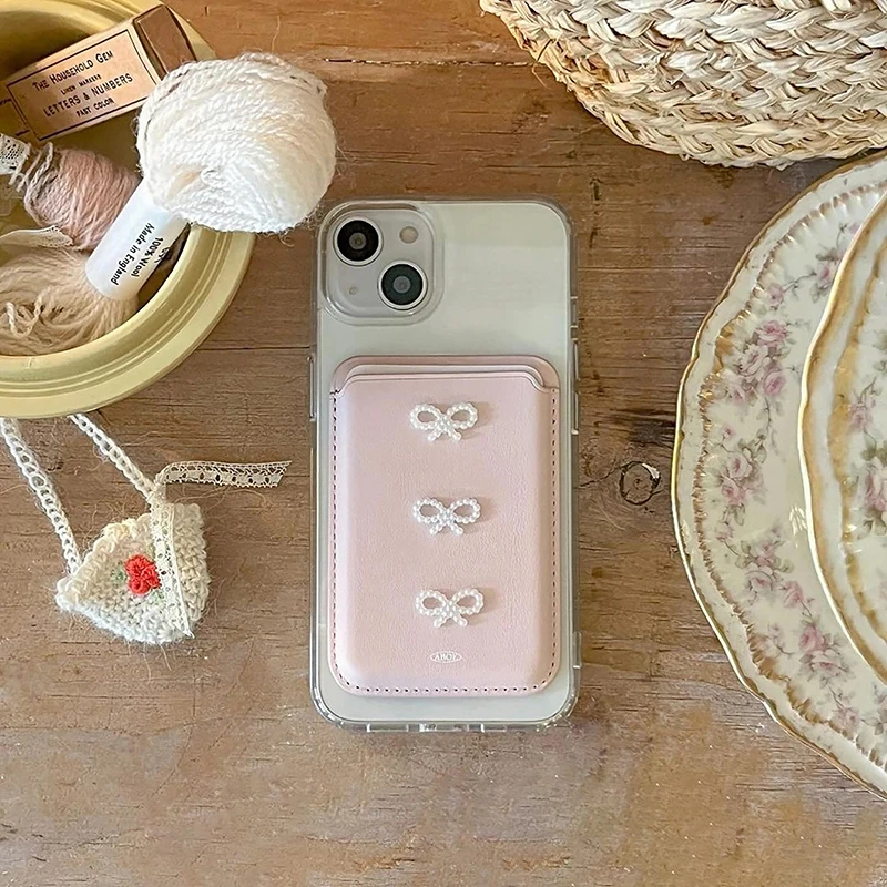 Чехол для телефона с бантом и жемчугом