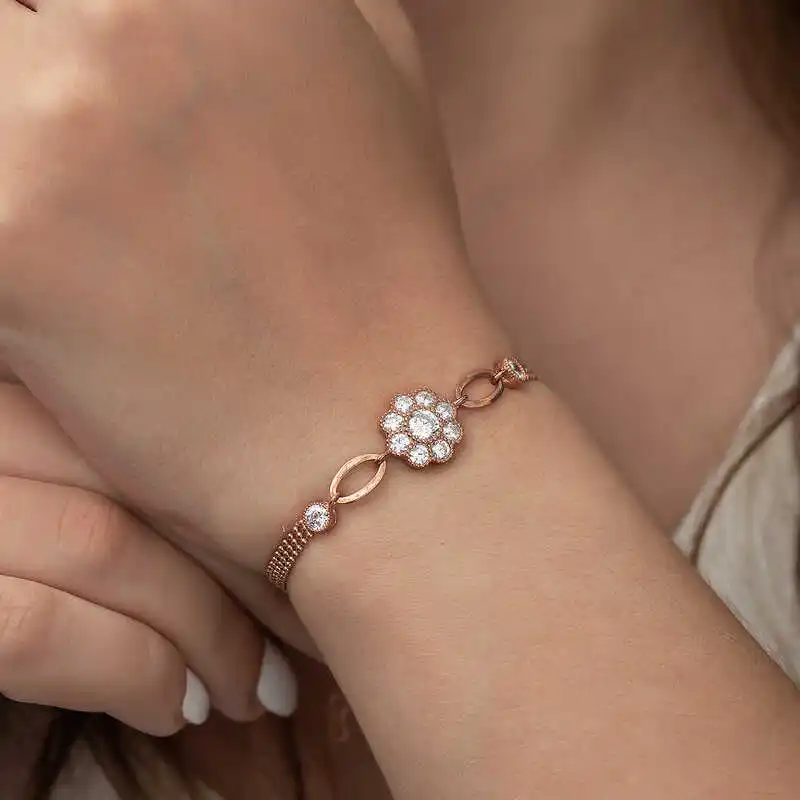 

Tevuli 925 Sterling Silver Flower Multimodal Bracelet