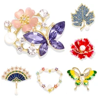 fashion jewelry high quality vintage gold color brooch pins crystals rhinestone imitation pearl flower brooch wedding accessory