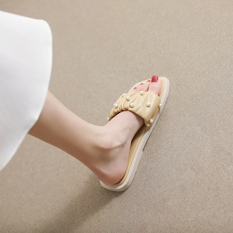 Korean Version Outer Wear Slippers Women Summer New Flat Slippers Girls Shoes Soft Bottom Pearl Decorative Slippers Women 42 43