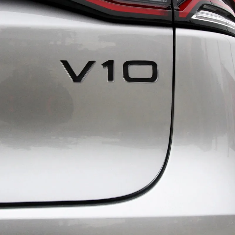 Фото Металлическая 3D-эмблема для стайлинга авто V10 2.0T V8T TFSI 1.8T, наклейка-логотип, центральная накладка для Audi B8 A3 8P A6 C7 8V B9 B7 B6 C6 C5 C8 №5