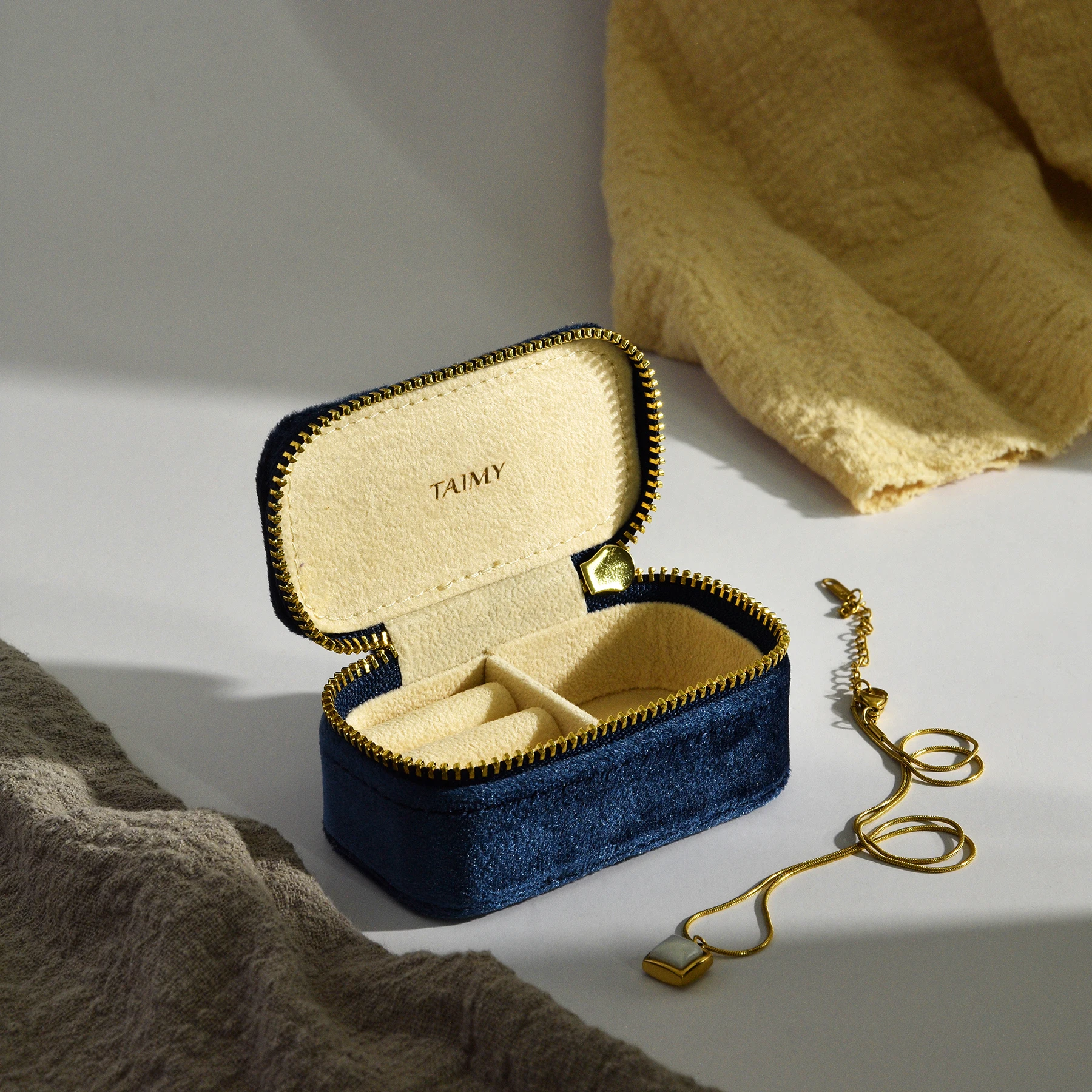 

TAIMY бархатная шкатулка для украшений