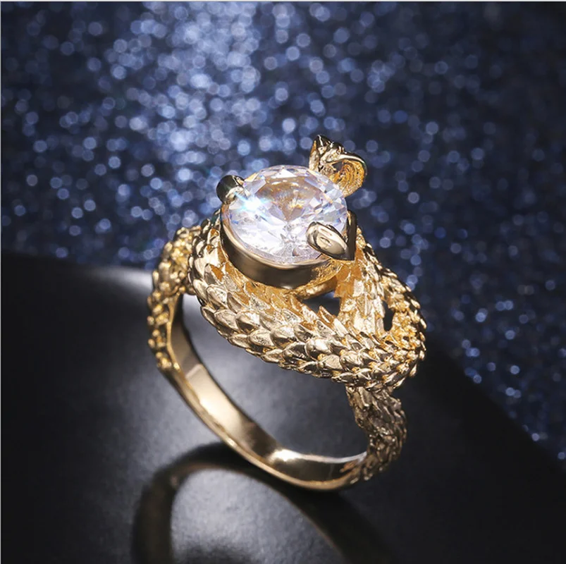 

Creative Gold Color Craved Snake Animal Inlaid White Crystal Zirconium Alloy Ring for Women Party Jewelry Accessories
