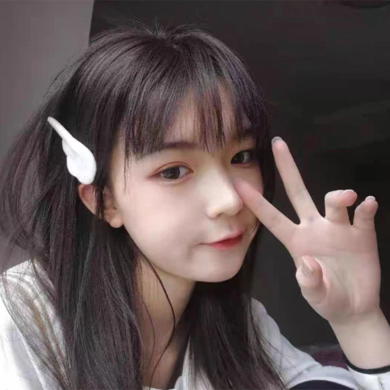 

Hair Clip for Women Cartoon Angel Wing Clips Plush Hair Clamps Barrettes