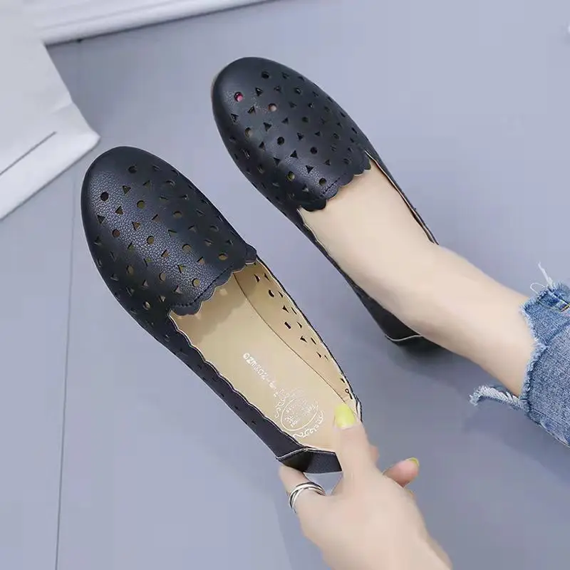 

Summer Women Fashion Casual Shoes Leather Slip-on Flats Loafers Ladies Designer Sneakers Hollow Out Breathable Women's Moccasins