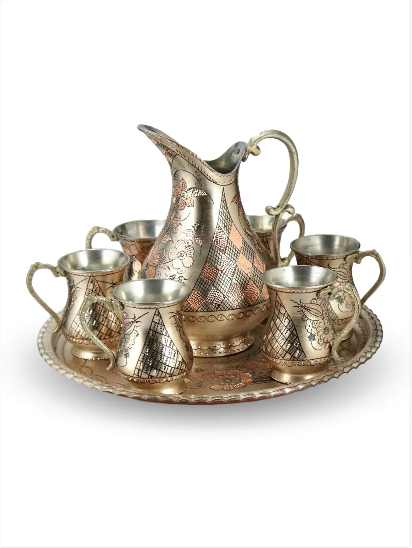 

Morya Copper Water Pitcher with Lid Beverage Carafe Elegant Decanter Jug Juice Handmade Vintage Style Buttermilk Drinkware Set Red