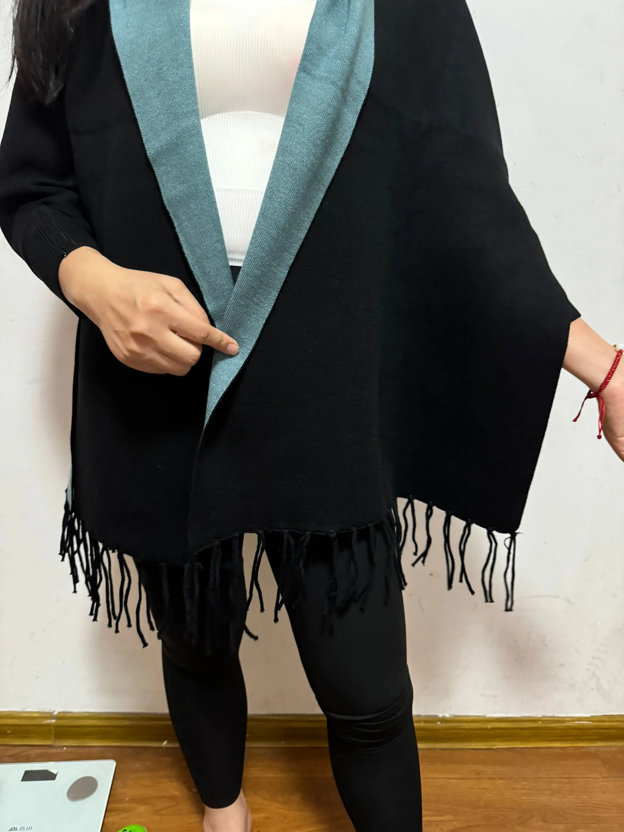 Однотонное осенне-зимнее вязаное пальто с рукавами летучая мышь длинное пончо