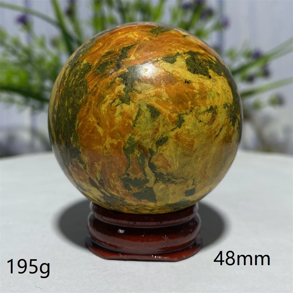 

Хрустальный шар Realgar