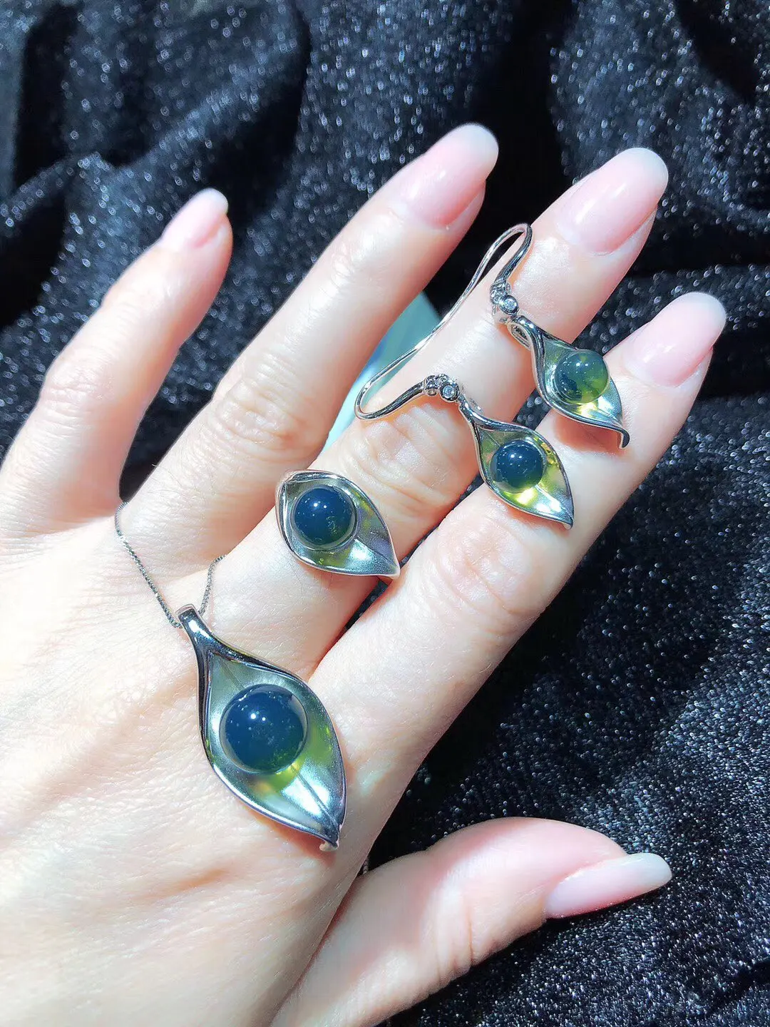 

New Leaf Natural Blue Amber Women Jewelry Pendant Earrings Ring Set Adjustable Size Amber S925 Silver Anillos Oorbellen Bijoux