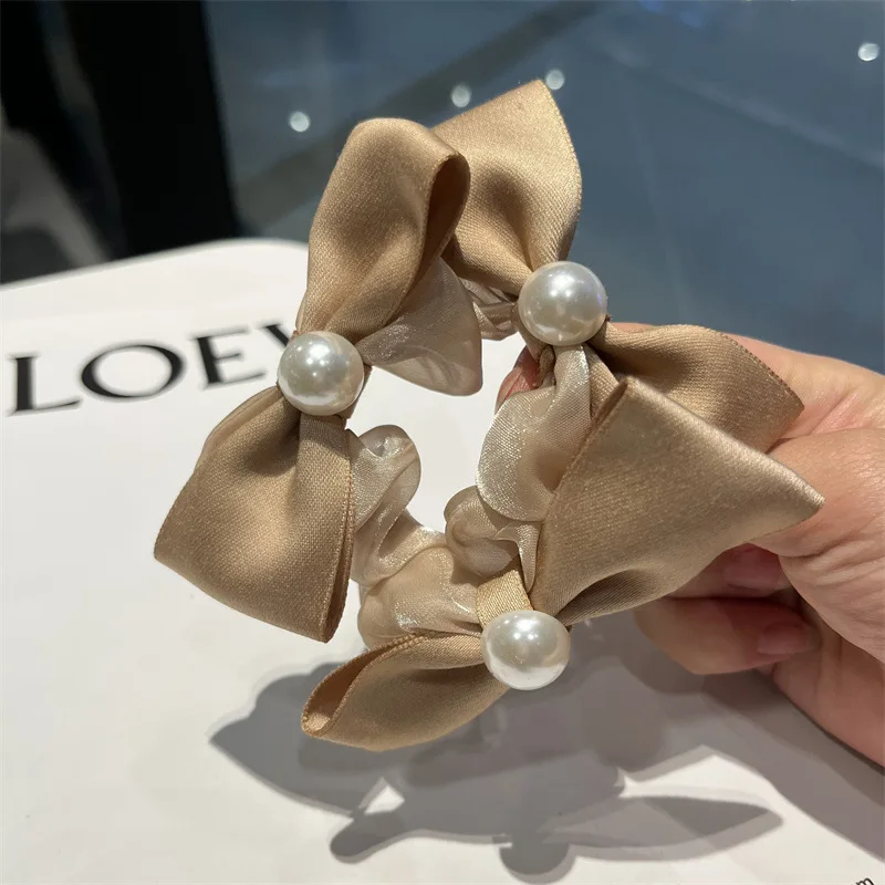 

Высококачественное жемчужное кольцо для волос в стиле ins, завязывание конского хвоста, кожаный рукав, темпераментная головная повязка, новинка 2022, простой головной убор для женщин