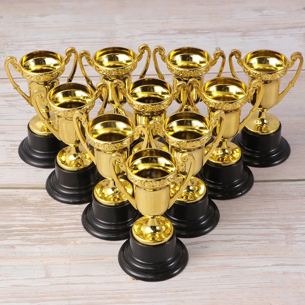 

30pcs Golden Mini Award Trophy Plastic Reward Prizes Decor Trophies Toys Kids Rewards Giveaways Toys Competition Prizes ornament