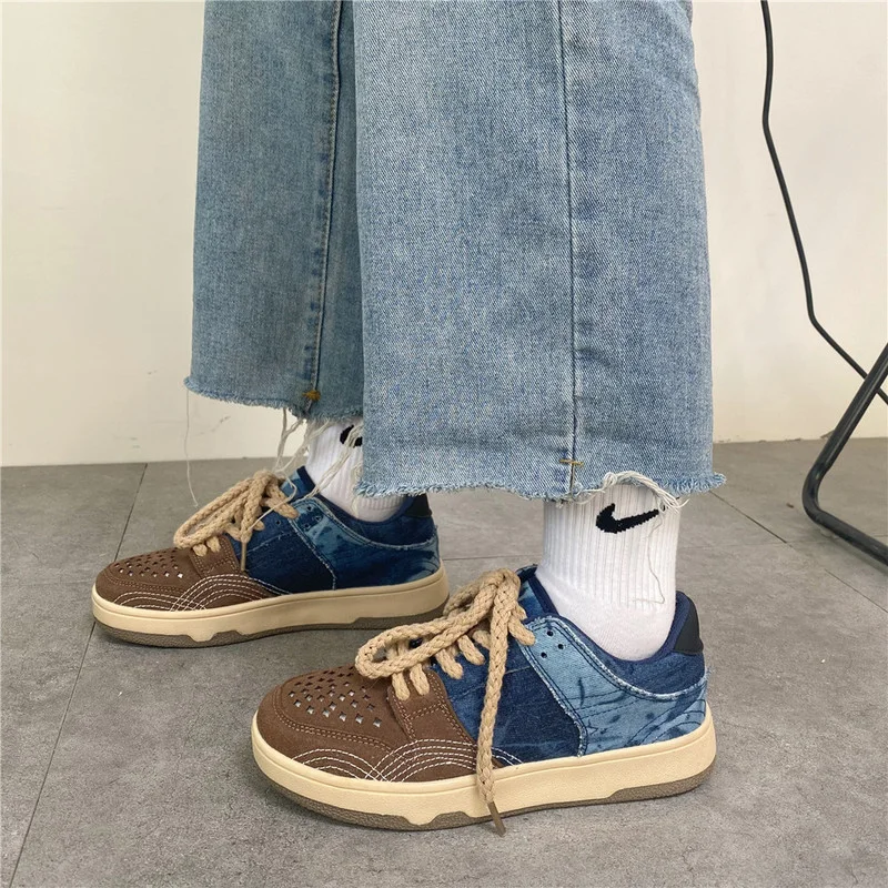 Women Shoes Fashion Sneakers Unisex Classics Trainers Woman Skate Shoes Casual Loafers Ladies Plus Size Student Sports Quality