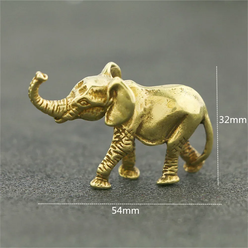 

Миниатюрные фигурки слонов из меди