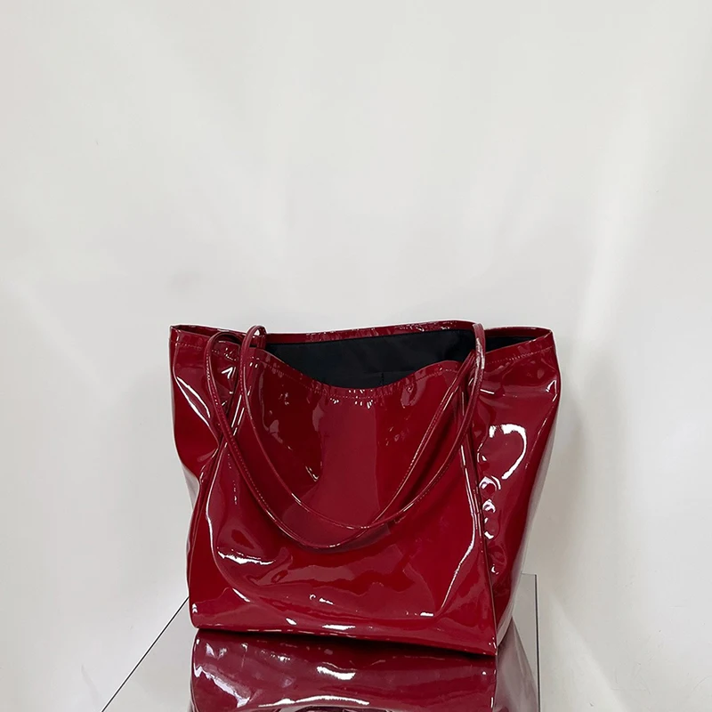 

Red Glossy Patent Leather Shoulder Large Bags for Women Double Shoulder Bags Shiny Versatile Pu Leather Tote Bag Large Capacity