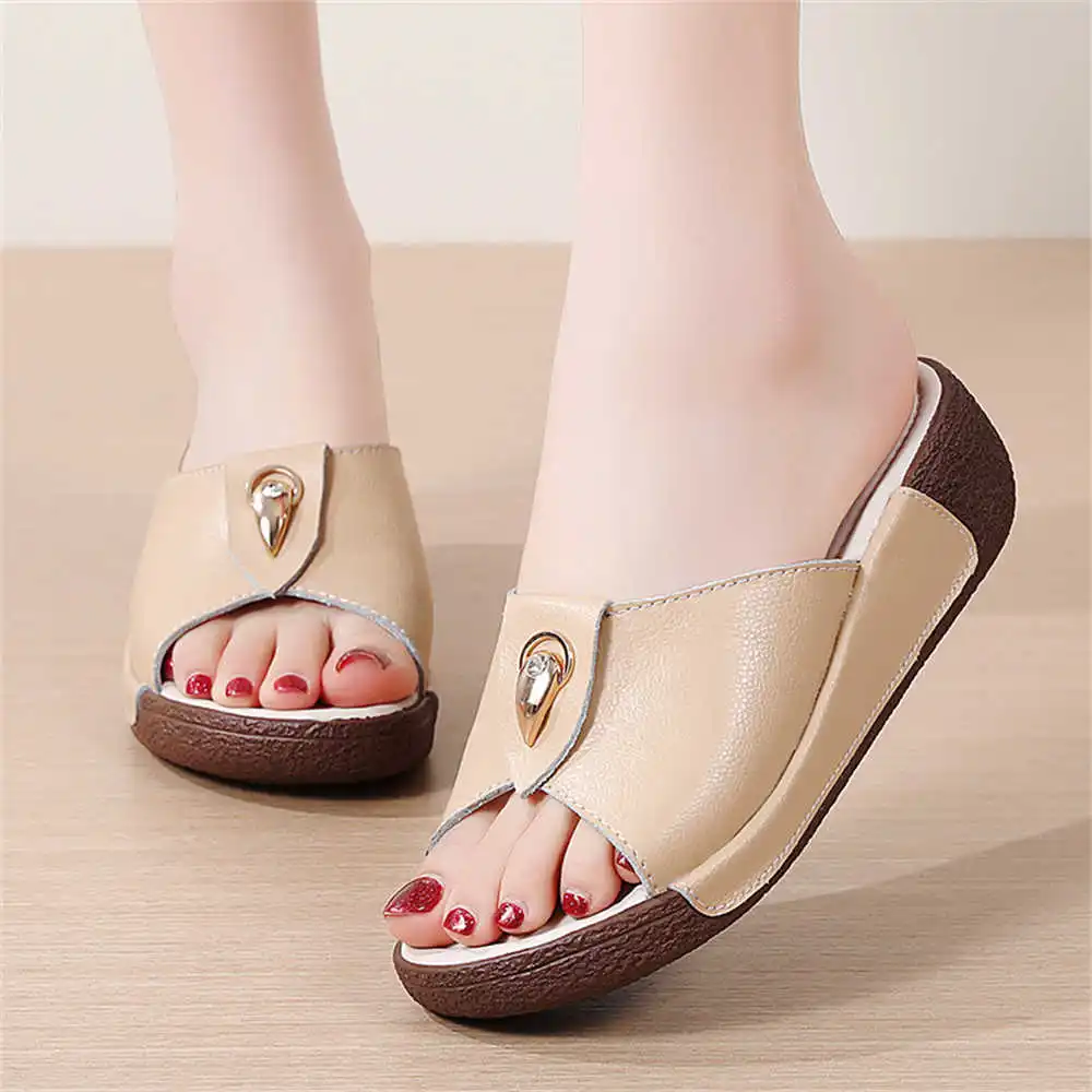 Man Sandals 2023 Sneakers Sport Cuddly Athletics Shors Tnis