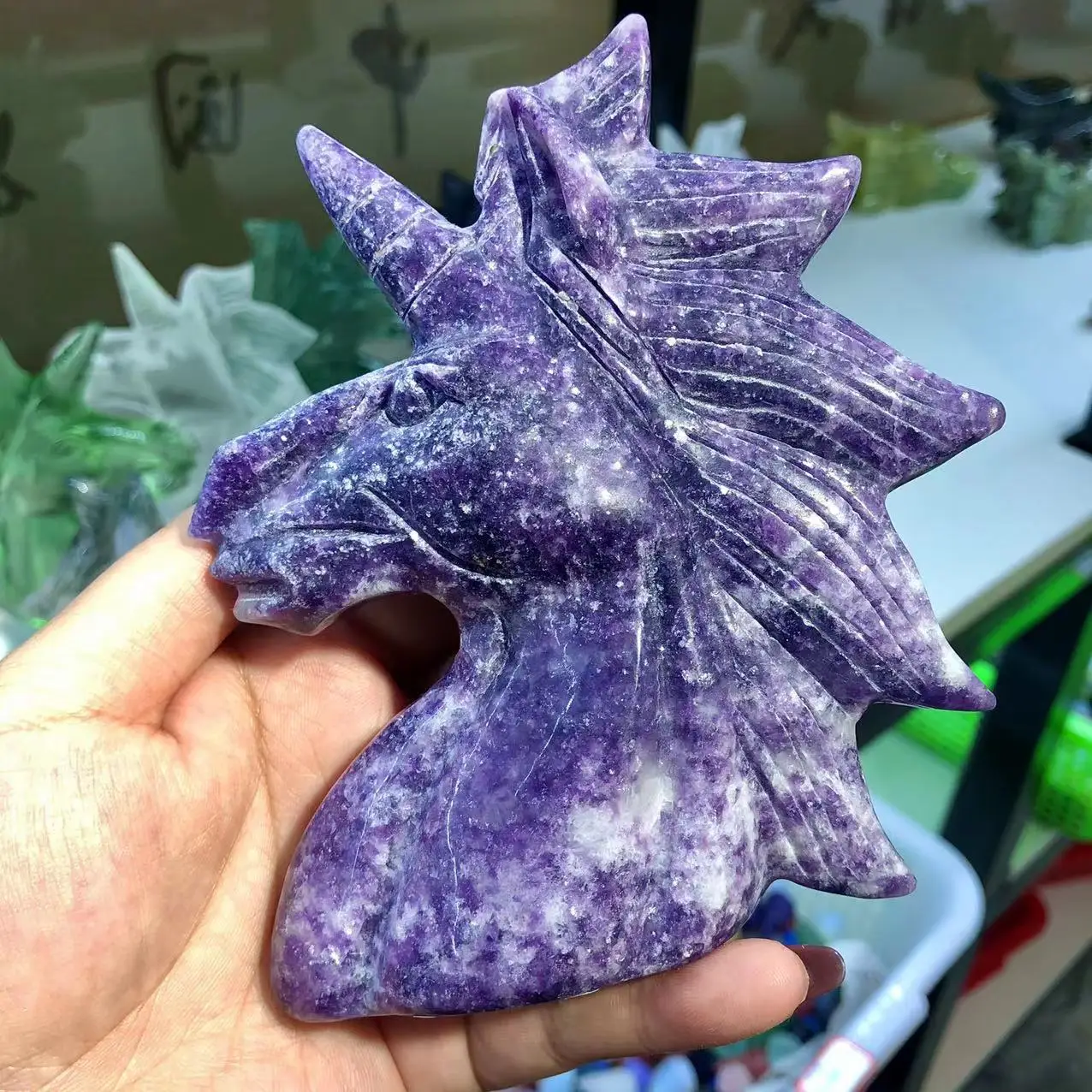 

Natural Large Purple mica Crystal Unicorn Carvings Reiki Healing Stones Gemstones For Home Decoration Gift