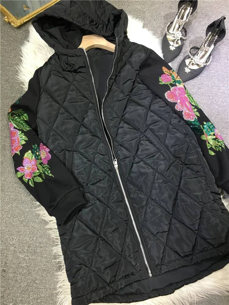 Женская стеганая куртка с длинным рукавом