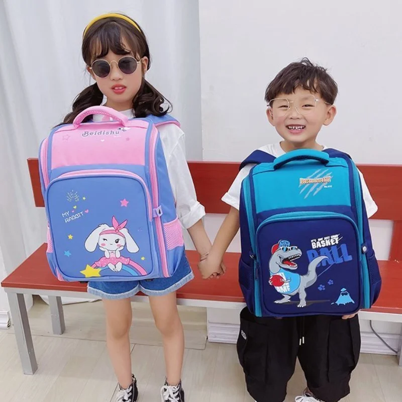 Детский рюкзак с мультипликационными животными