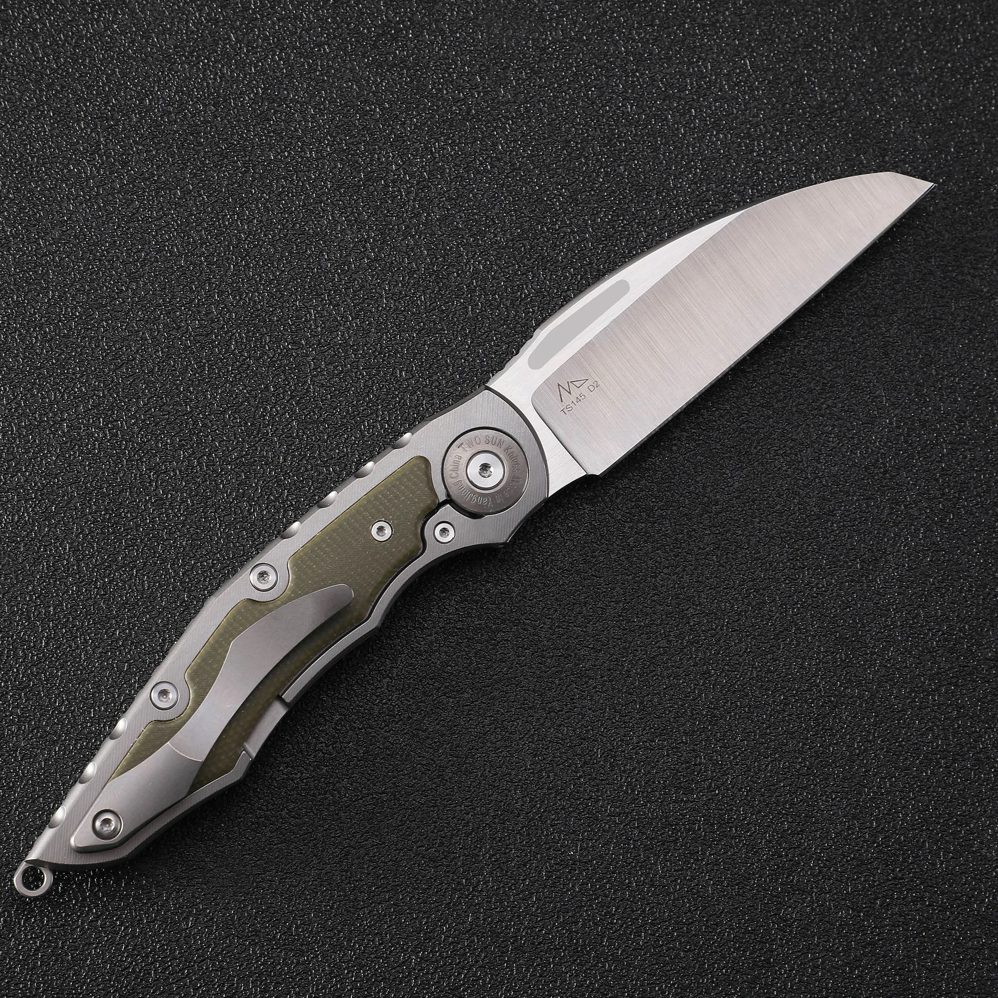 TWOSUN TS145 Складной нож D2 Стальное лезвие льняной + Титановая ручка Открытый Кемпинг