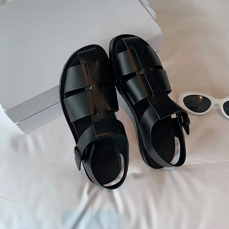 Низкие сандалии женские кожаные дышащие туфли на каблуке с ремешками костюм