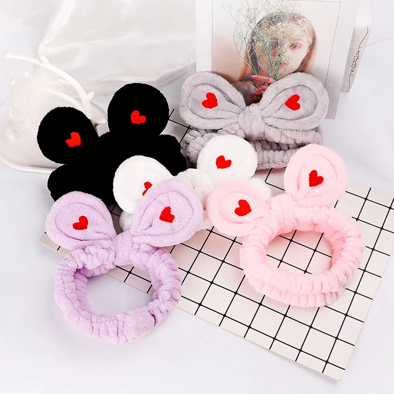 Повязка на голову женская EASYA с большими ушками эластичная удобная для умывания |