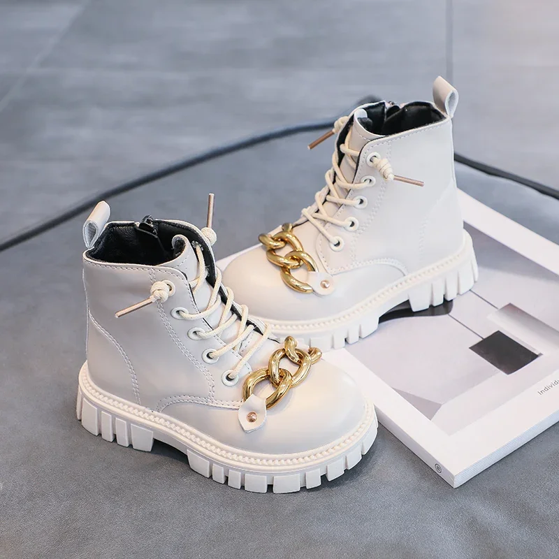 

2023 Autumn New Korean Solid Metal Decoration Tide Boots for Kids Fashion Winter Boots for Girl Children Low Heels Short Boots