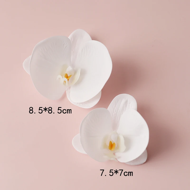 

Золотая бабочка украшение для торта