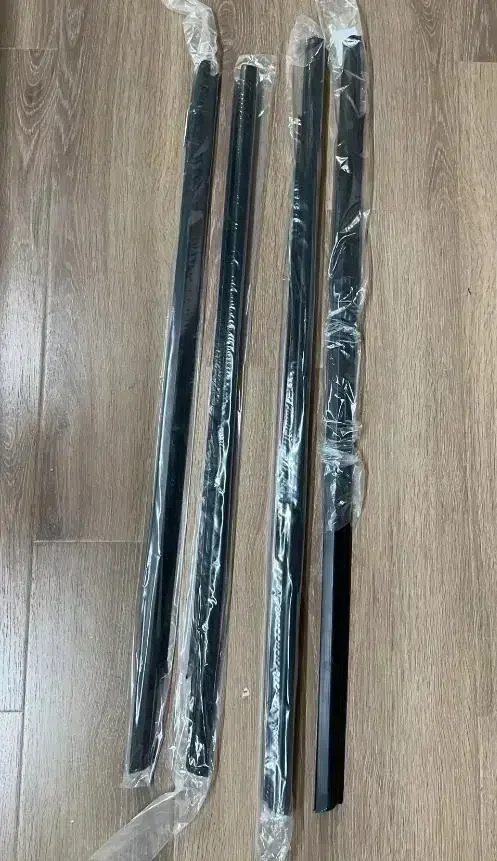 

4 шт. черное или хромированное резиновое оконное стекло для Peugeot 301 2013-2017 9805767980, защитное уплотнение для Citroen Elysee 2014-2016