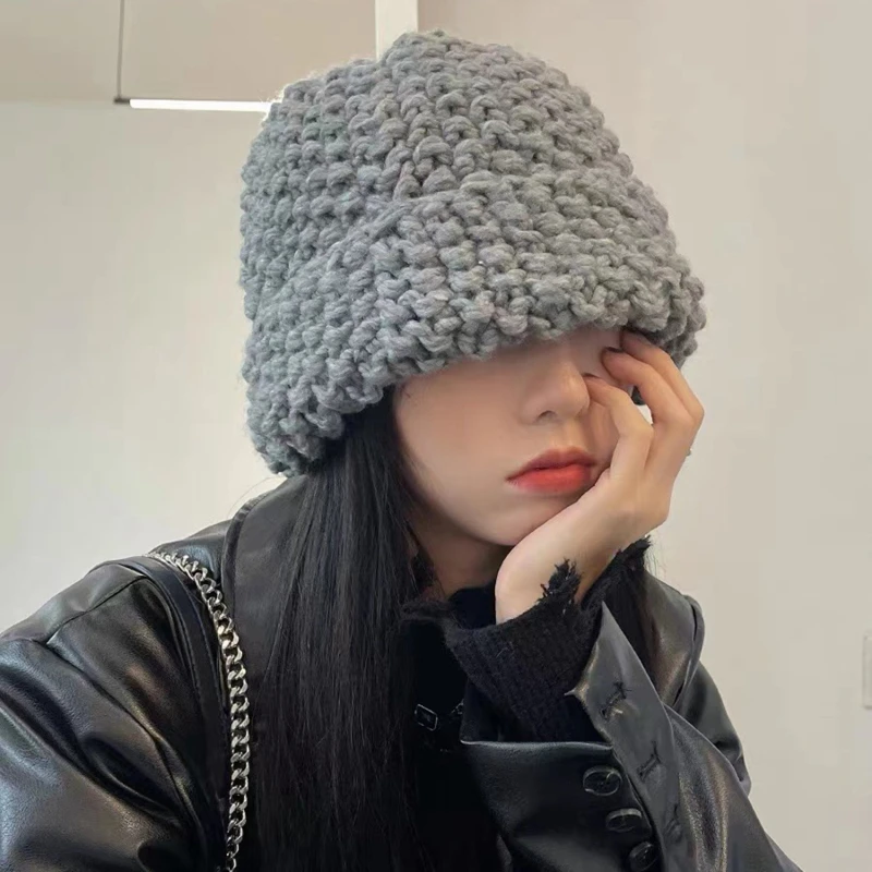 

2023 Knitted beanie Pineapple Pattern Woolen Hat Ins Winter Wild Klein Blue Solid Color Beanies Hats Tide Bonnets for Women