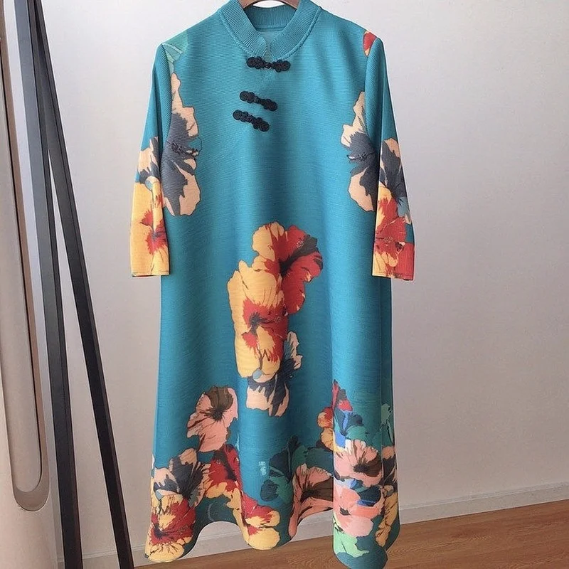 

Retro National Wind Moctive Cheongsam Folding Dress Female 2022 Summer New Fashion Western Poor Loose skirt O Neck Dress Female