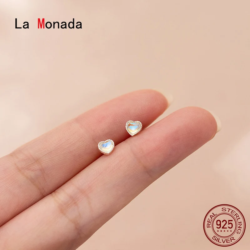 Женские серьги-гвоздики из серебра 925 пробы с лунным камнем |