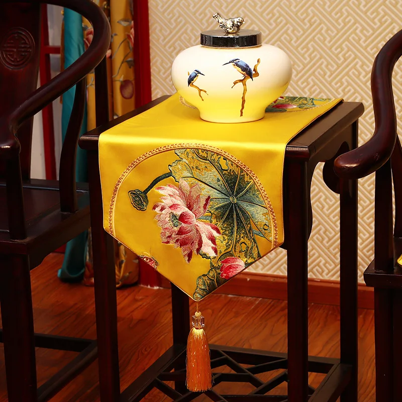 

Чехол в китайском стиле для шкафа и телевизора