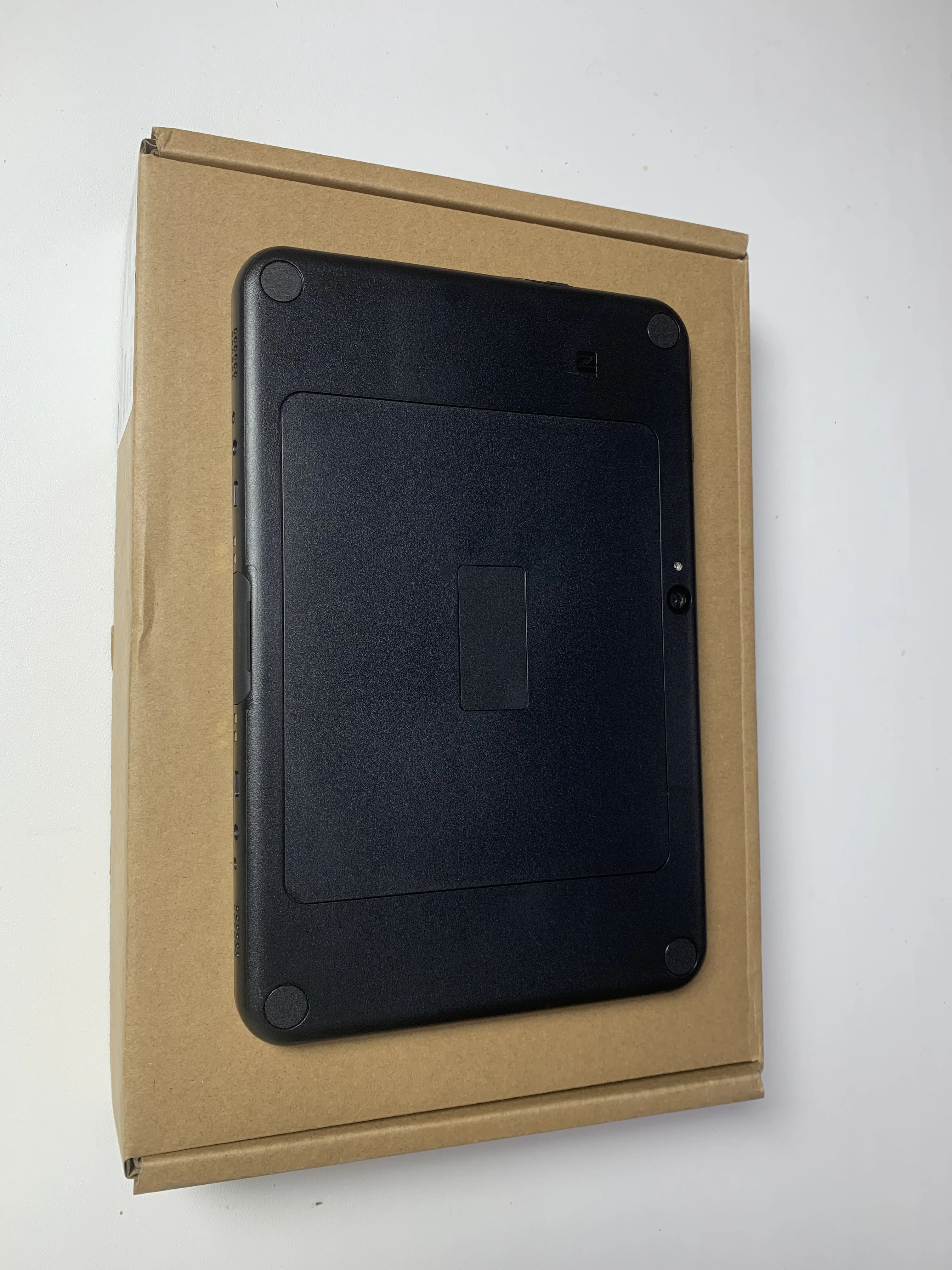 ET56BE-W14E планшет [Windows 8 дюймов ГБ/64 ГБ сотовый телефон]