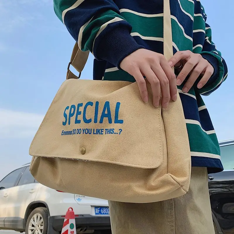

Fashion Canvas Bag Male Large Capacity Student Crossbody Bag Female Personality Versatile Retro Postman Shoulder Bag