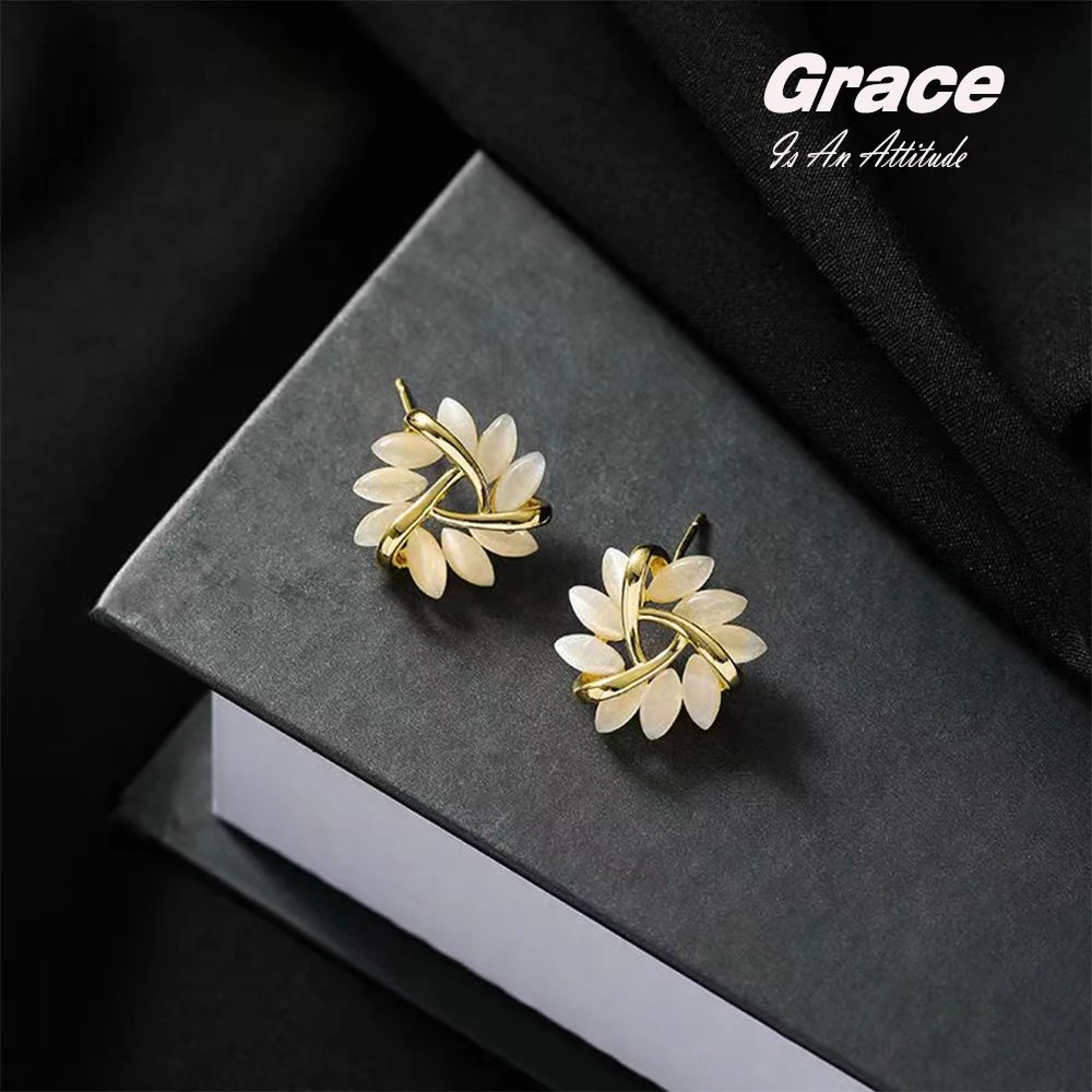 

2022 Fashion Ear Stud Dangle Beauty Stainless Steel Drop Hoop Opal Flower Style Earrings For Women Party Wedding Jewelry Gift