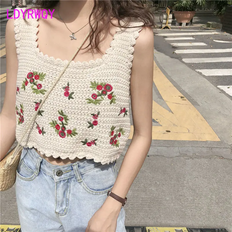 

Suspender women's summer loose outer wear floral embroidered sleeveless top short small sexy crop top vest Tanks Camis