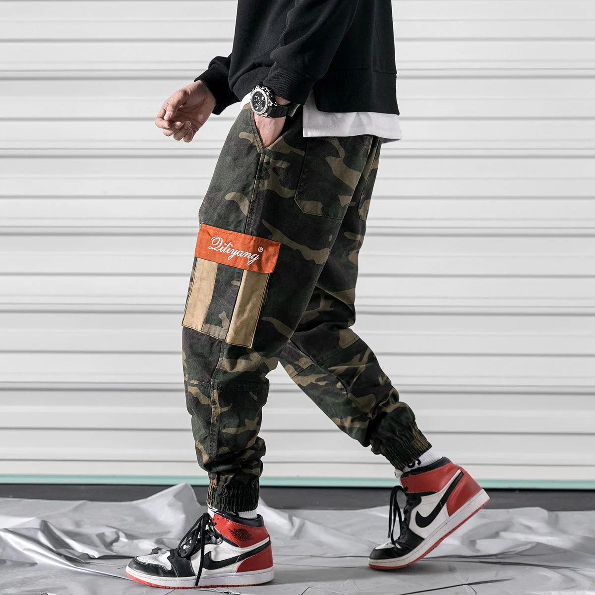 

Hybskr Men's Camouflage Pants Harajuku Hip Hop Streetwear Fashion Brand Loose Male Cargo Pants Elastic Waist Japanese Clothing